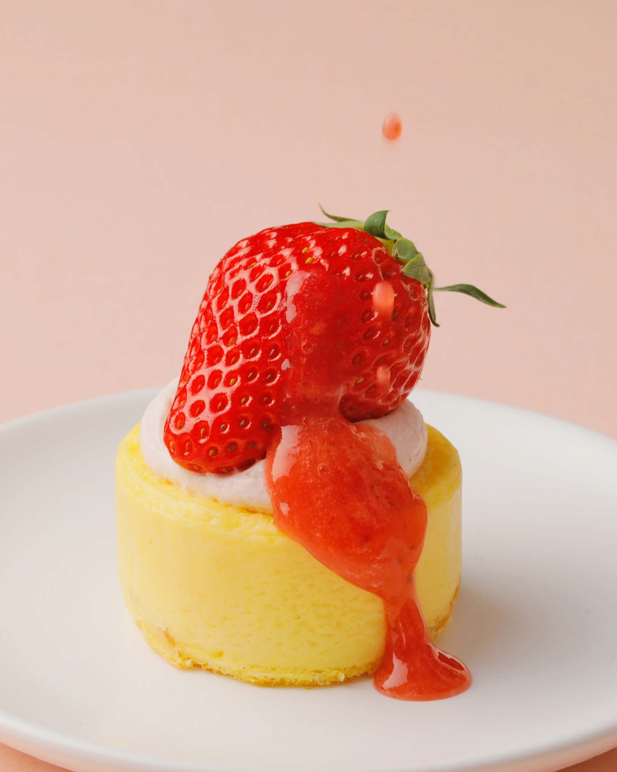 【3/1～春季限定登場】静岡の苺を楽しむ２つのチーズケーキ